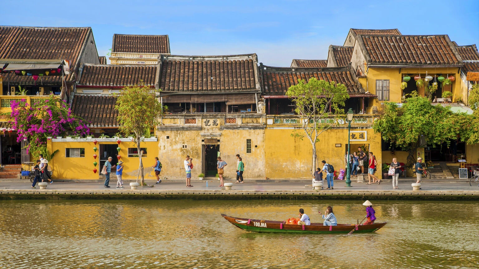 Hoai Nhon &rarr; Hoi An