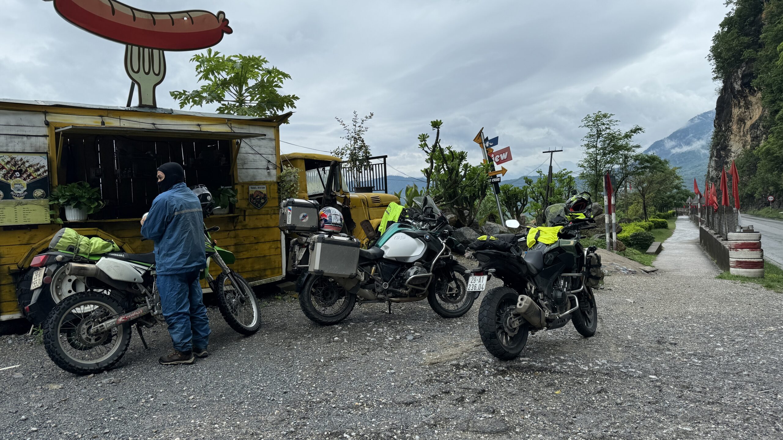 Pu Luong → Que Phong