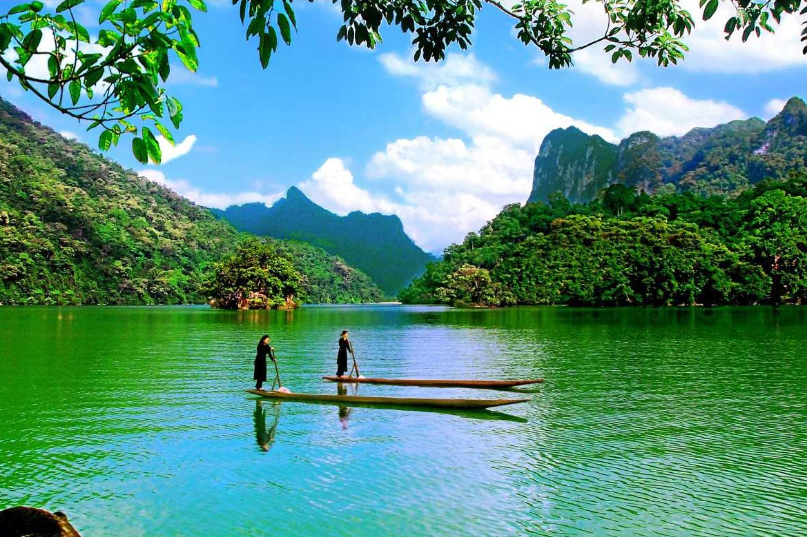 Ha Noi → Ba Be Lake