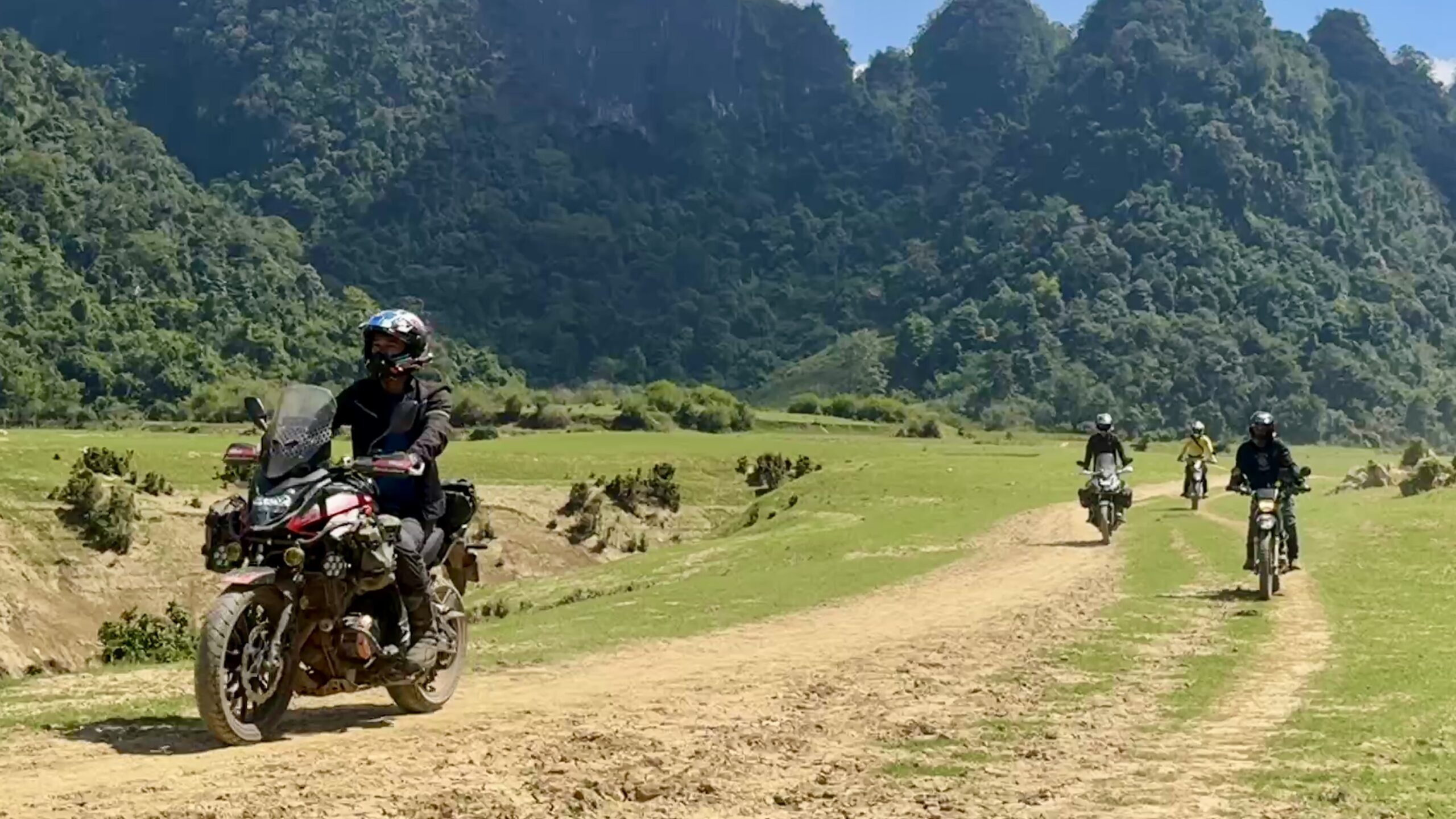 Meo Vac &rarr; Khuoi Ky Stone Village